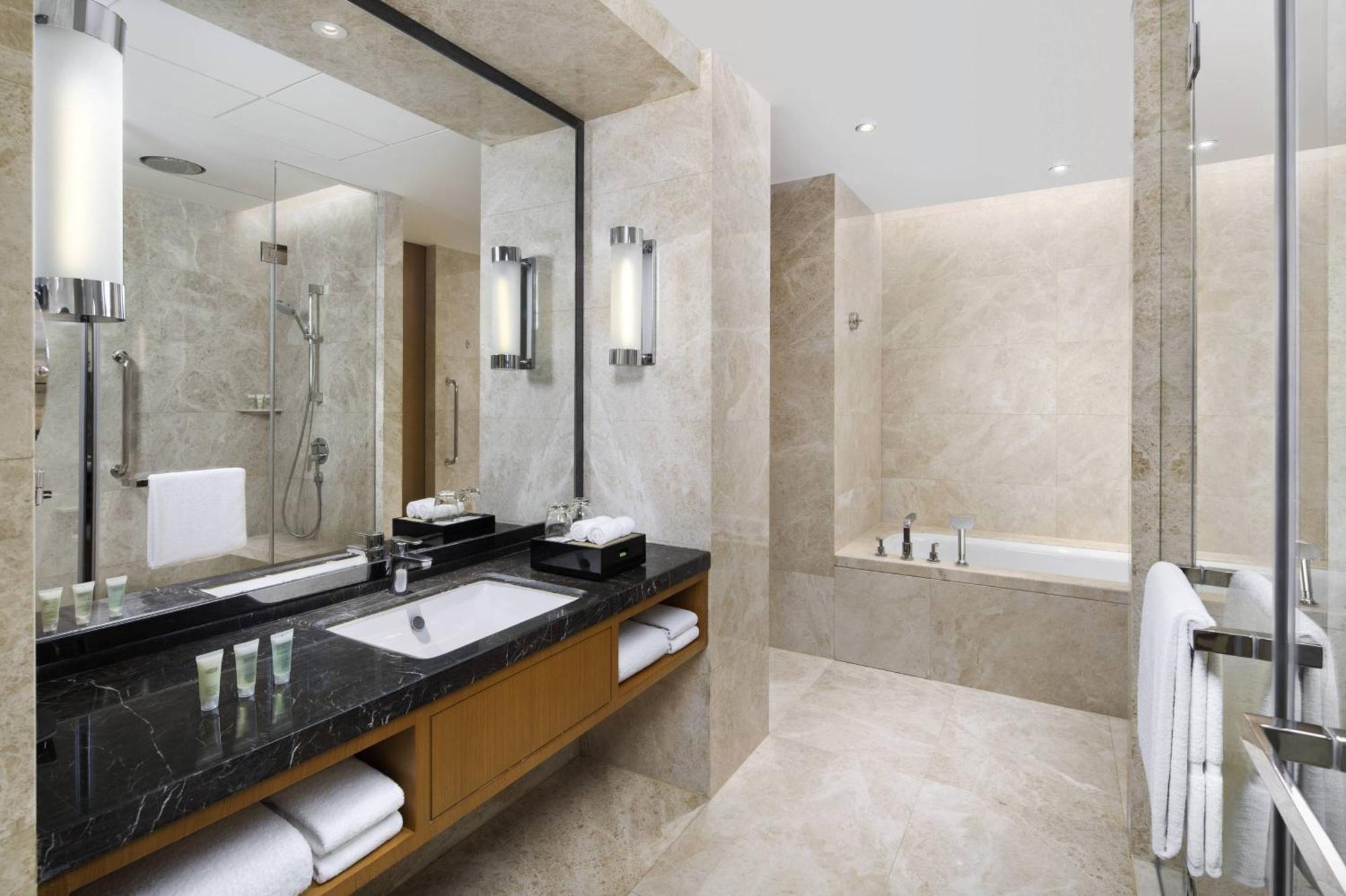 Hotel Courtyard By Marriott Zhengzhou East Esterno foto